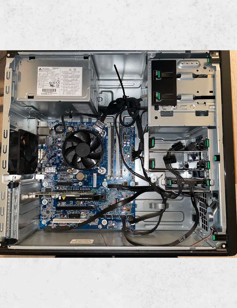 WORKSTATION HP Z230 TWR QC E3-1246V3 /16GB/256GB-SSD/DVD-RW/SCHEDA VIDEO NVIDIA QUADRO K420 - WIN10PRO MAR